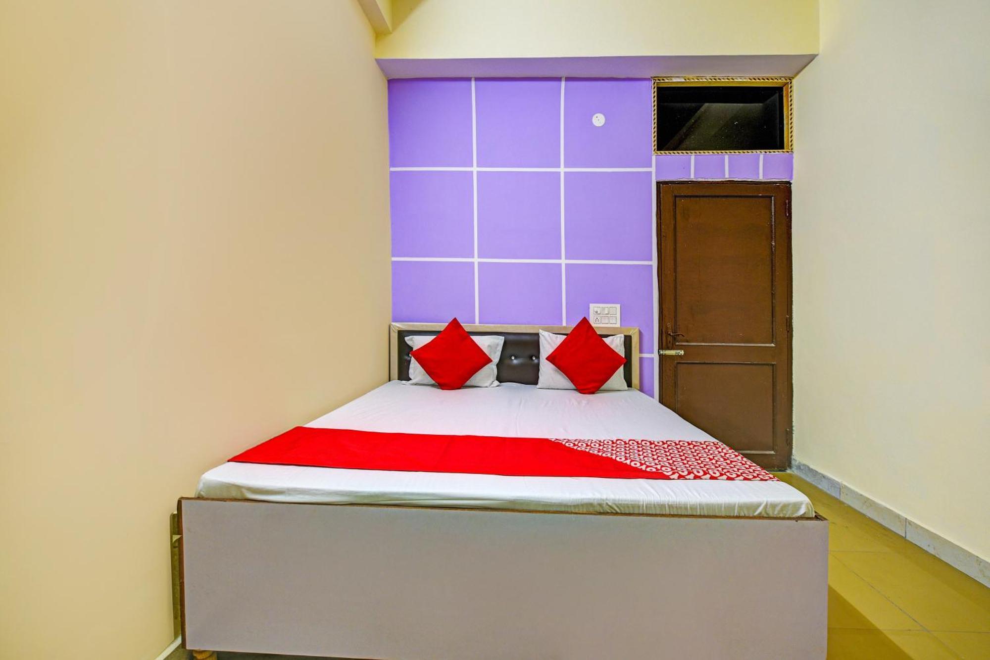 Hotel O Aj Star Hotel Faridabad Buitenkant foto